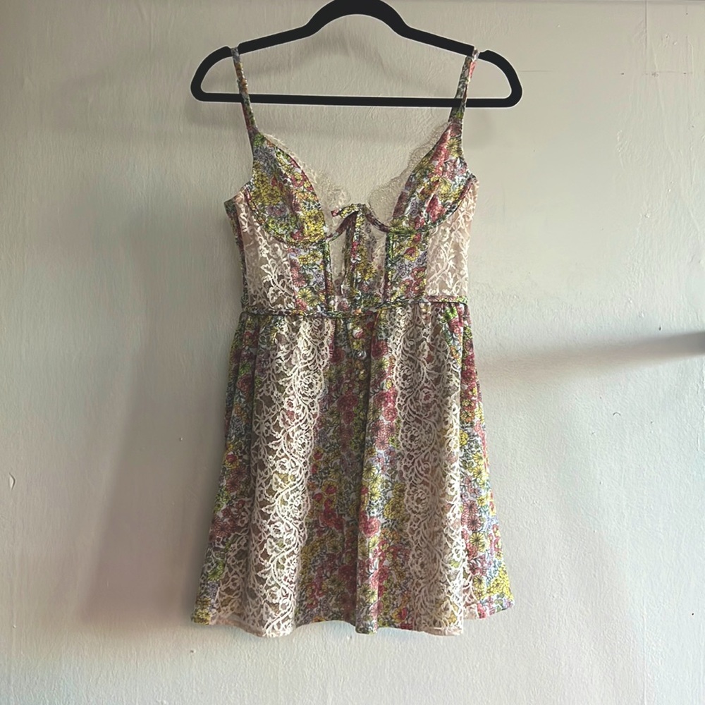 Cute floral cut out lace mini dress